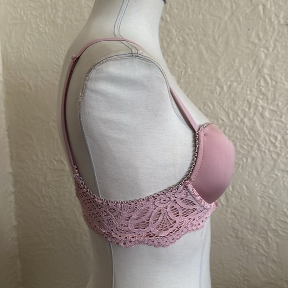 Victoria’s Secret Dream Angels Lined Demi Bra Light Pink Crochet Lace Wings 34C - Picture 4 of 7